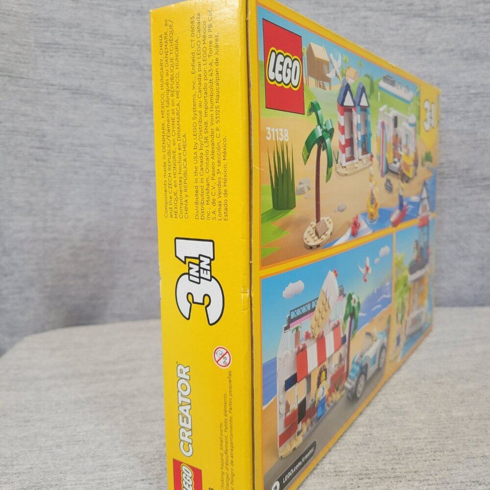 Lego Creator 3 in 1 Beach Camper Van 31138 - Picture 9 of 10
